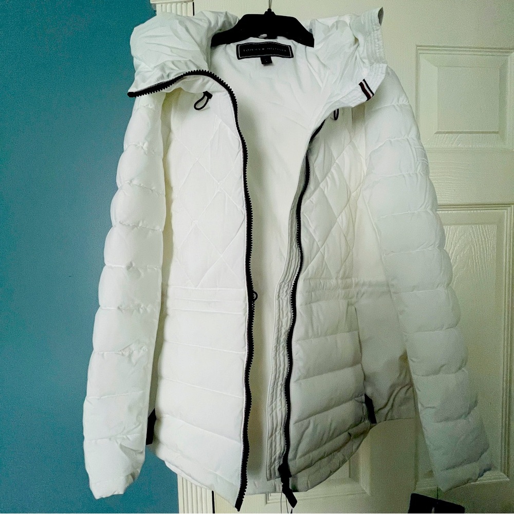 ￼ Women’s winter jacket